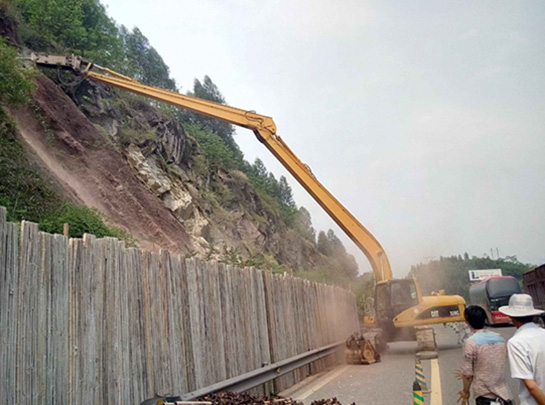 ���̰���